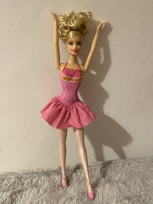 Lalka Barbie jako baletnica