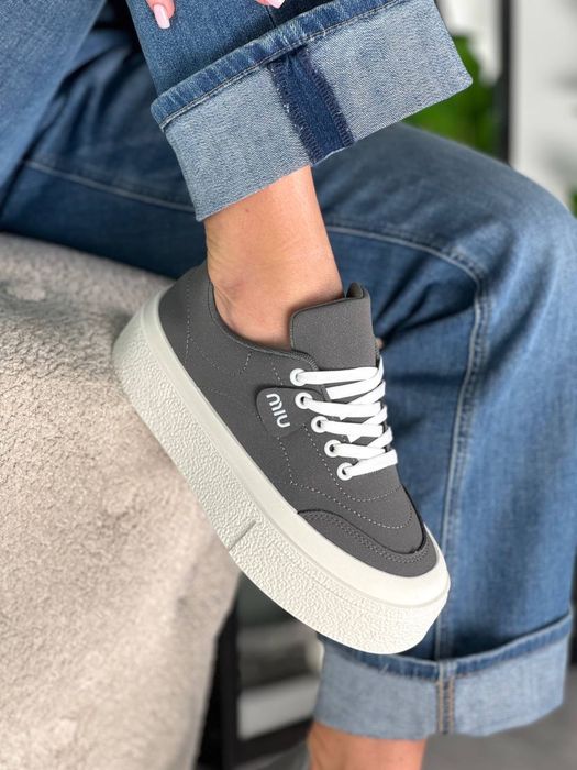 Кеди на потовщеній підошві