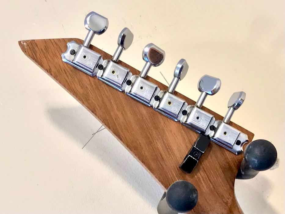 Presto Lang gitara elektryczna HSS 24 progi tremolo z blokadą strun, Polska