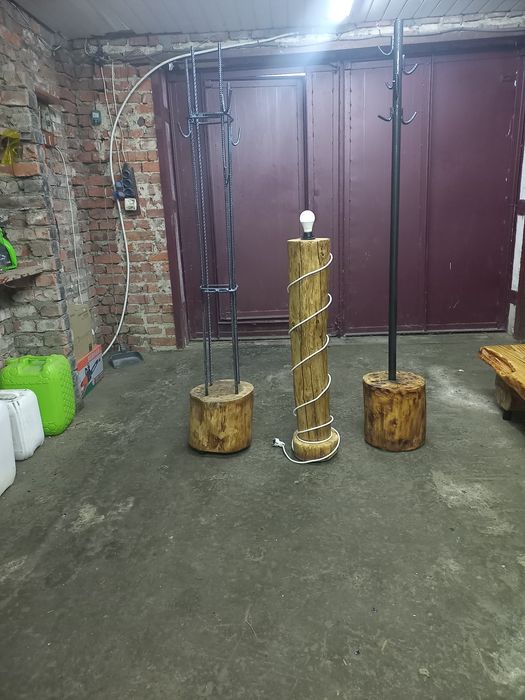 Продам вішаки з дерева і металу