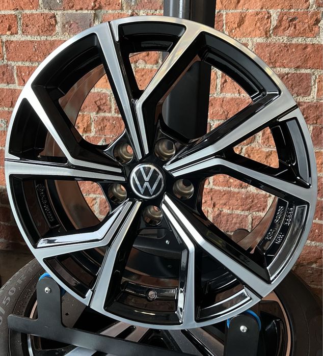 Alufelgi 18 VW Passat Golf Caddy Touran Tiguan 5x112 Felgi R Line | raty