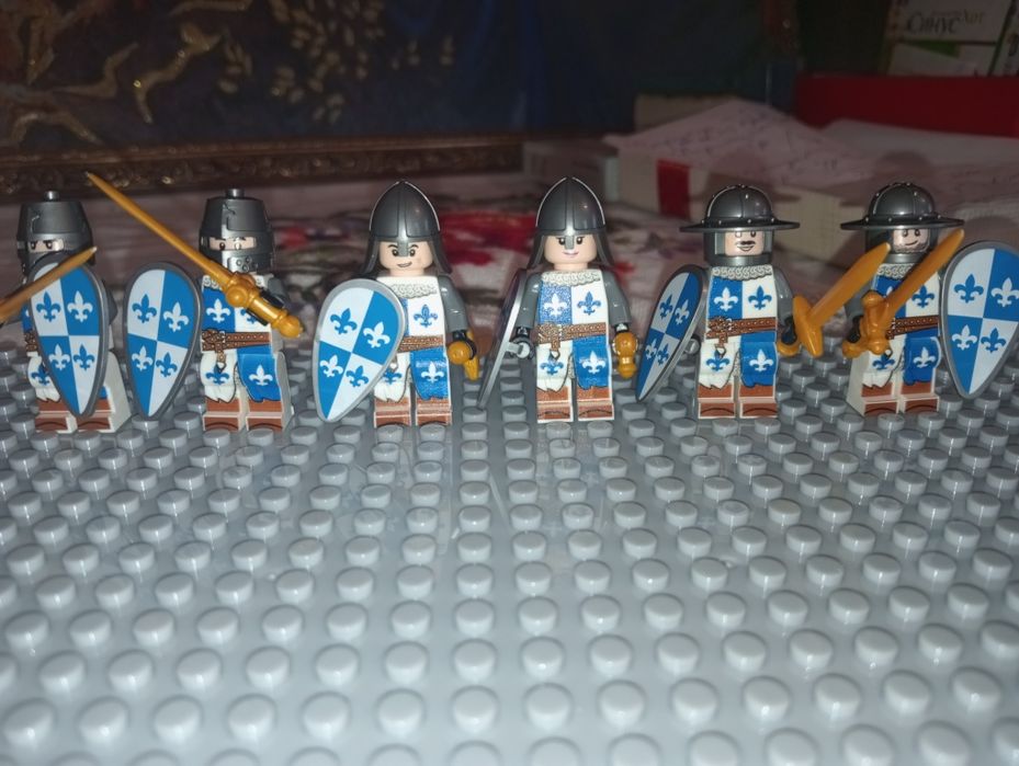 Конструктор лицари