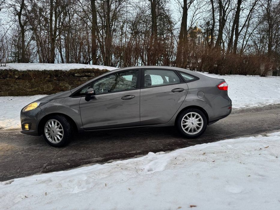 FORD FIESTA 2013 рік
