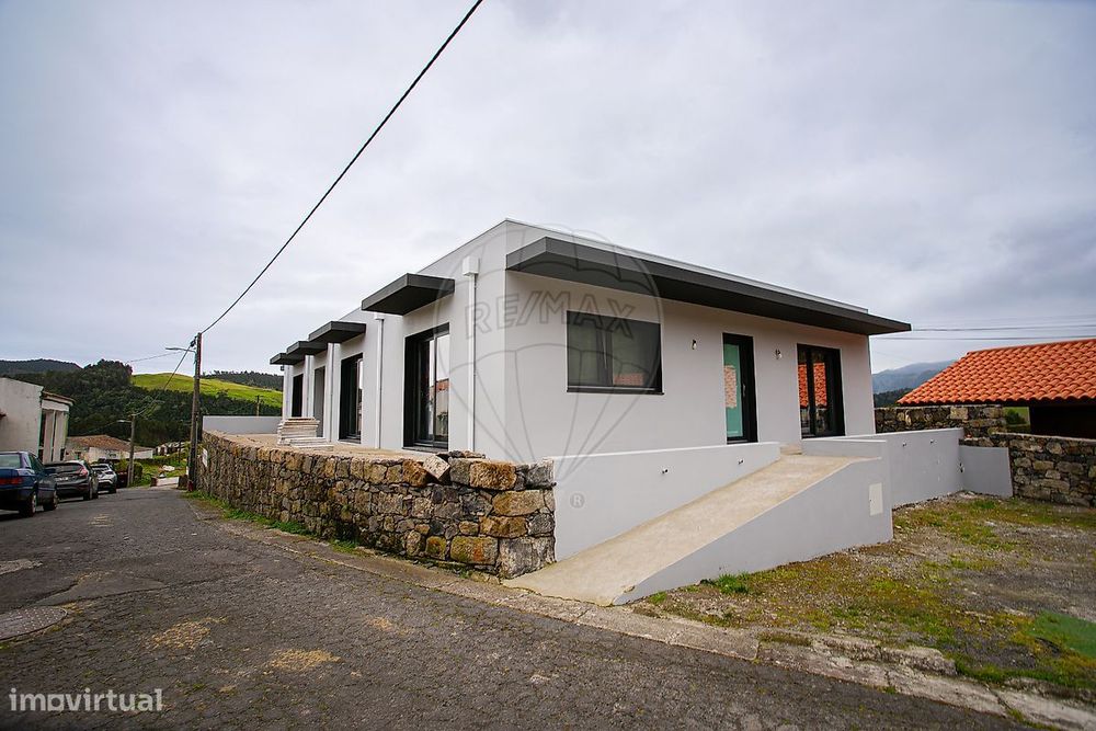 Moradia T3 para venda