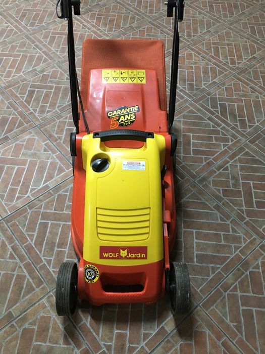 Corta relva elétrico