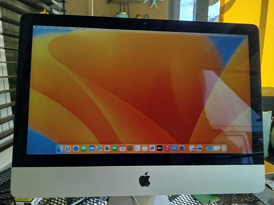 Vendo imac 21.5  ano 2017