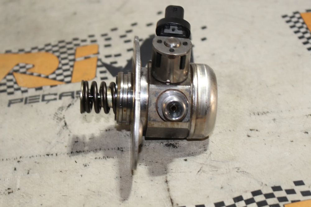 Bomba injetora BMW 1 (F20)