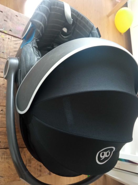 Fotelik dziecięcy GB Idan z bazą isofix