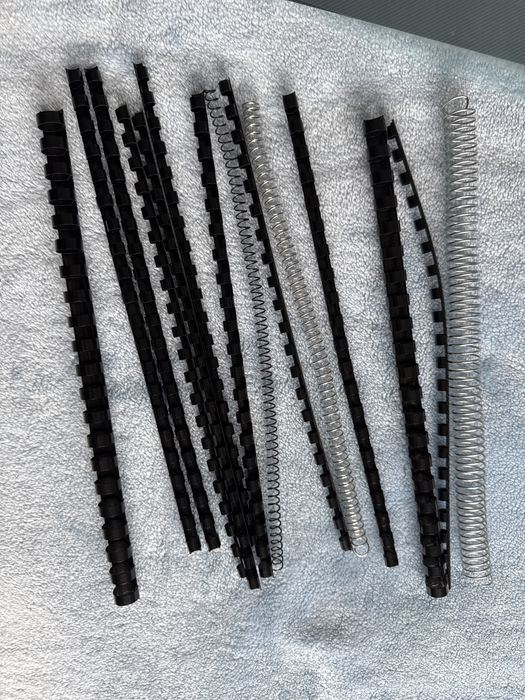 Capas e argolas para encadernação