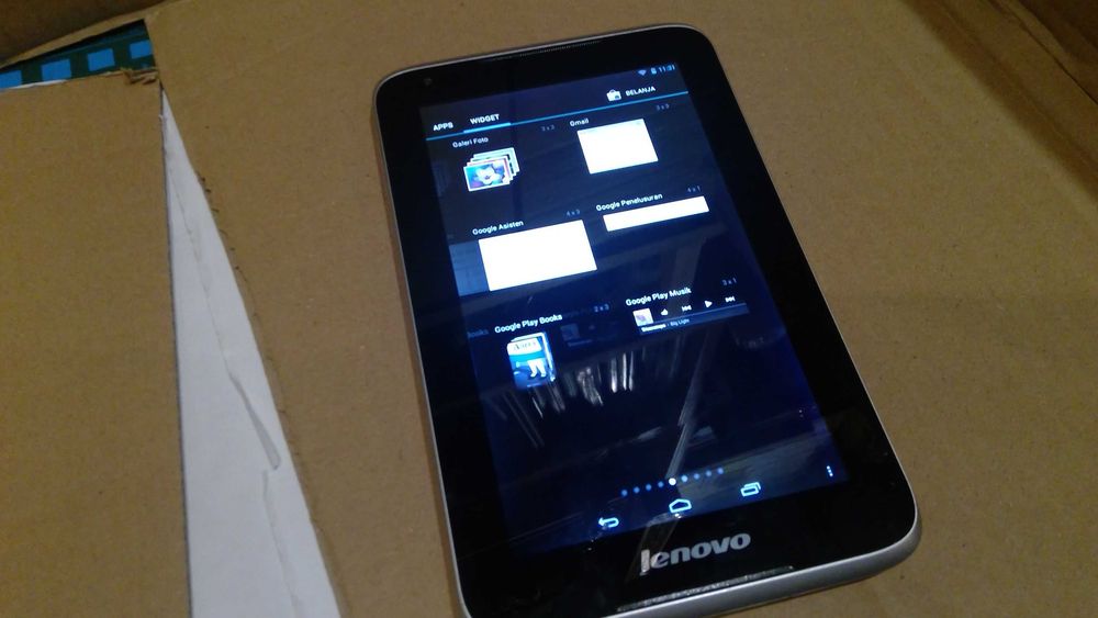 Tablet Lenovo ideapad A1000-F  T228