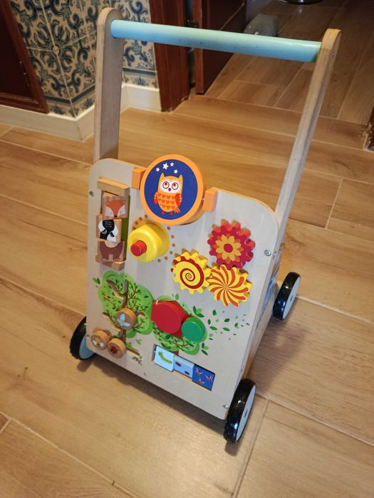 Andador infantil Lidl em madeira