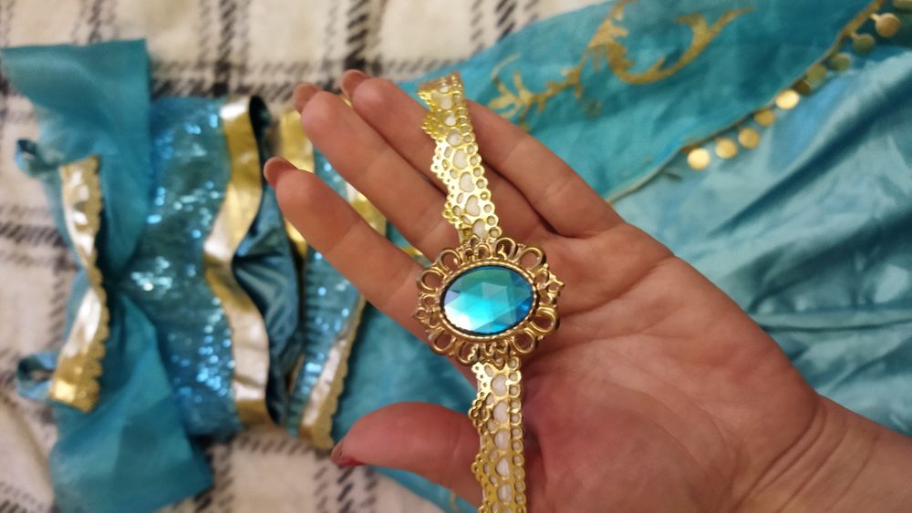 Костюм східної красуні, Жасмін