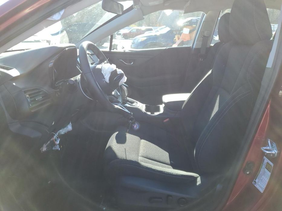 Продам subaru legacy 2025 року