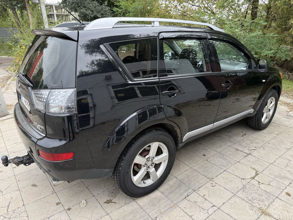 Mitsubishi Outlander XL 3.0 AT (S63)