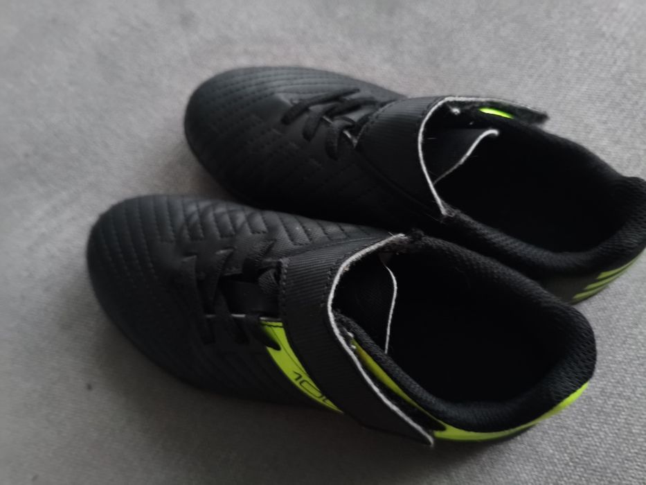 Buty do piłki nożnej dla dzieci Kipsta 100Easy Turfy na rzepy roz 30