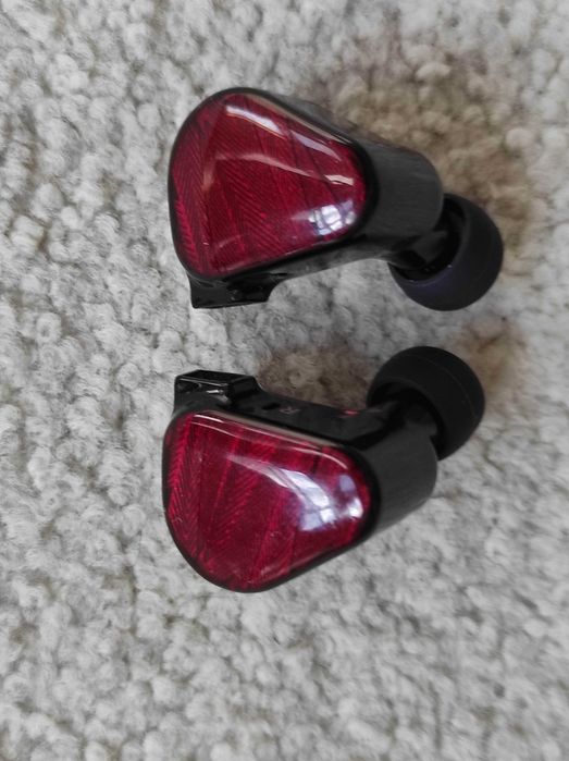 Słuchawki dokanałowe TRUTHEAR Zero czerwone