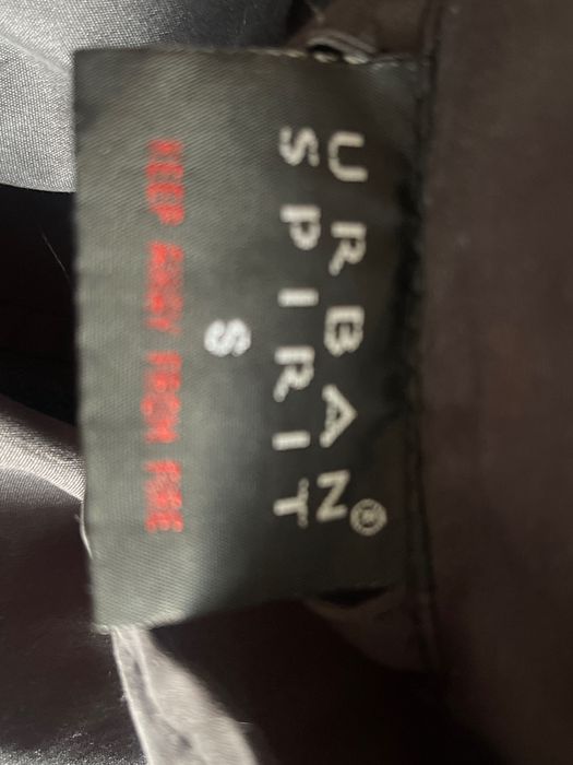 Вітровка куртка Urban spirit  гарний стан