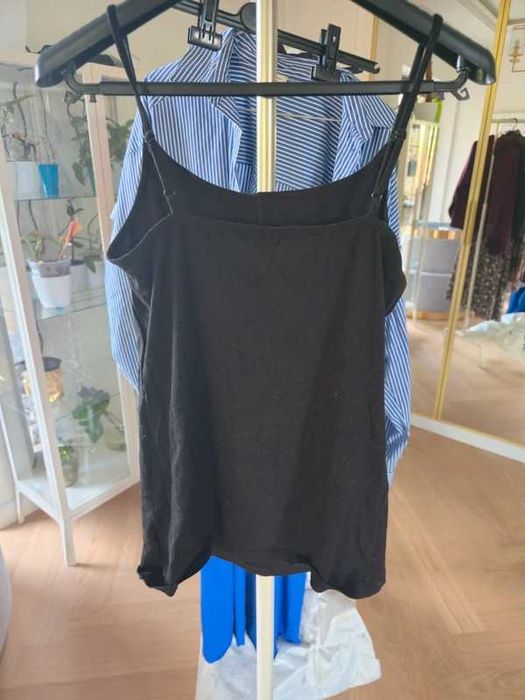 Top na ramiączkach Sinsay, rozmiar M / 38