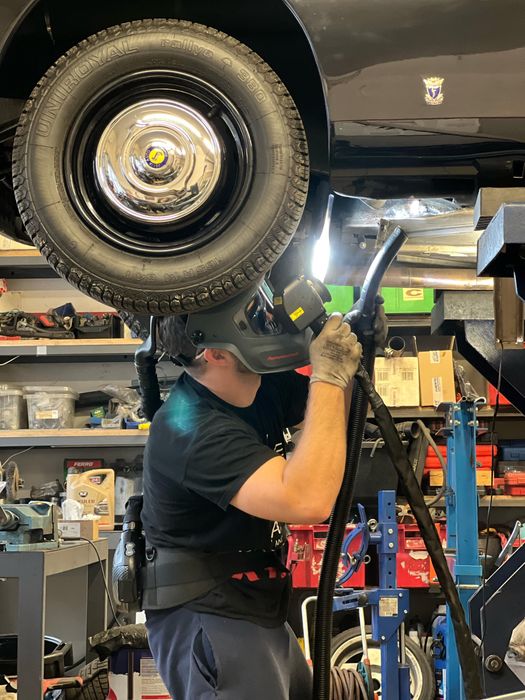 Czyszczenie laserem, renowacja pojazdów zabytkowych i części motoryzacyjnych