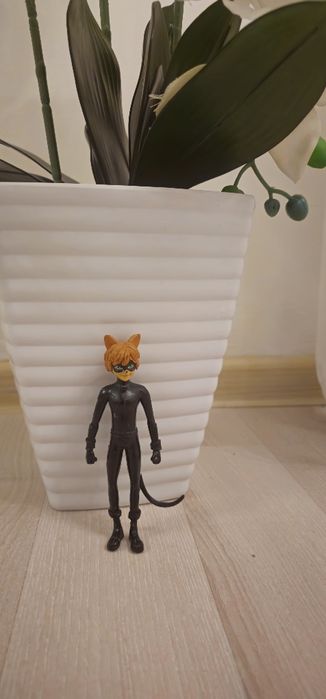 Kot Mirraculum z Bajki figurka