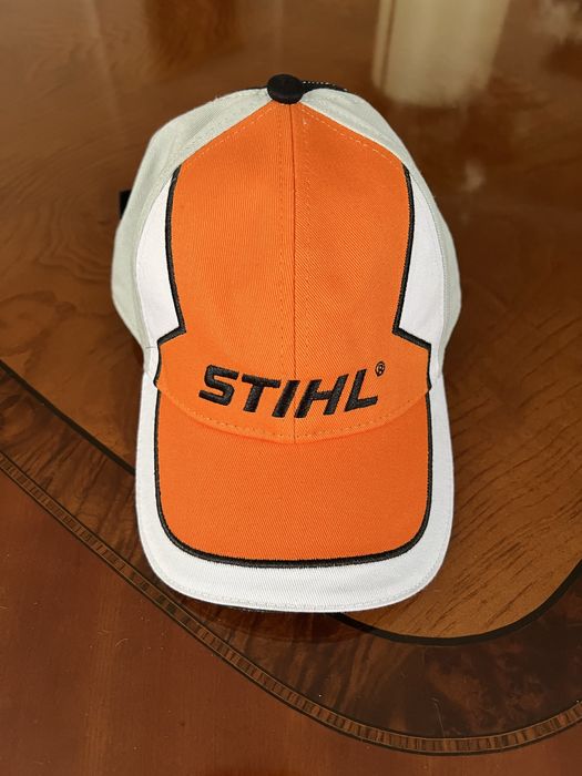 Кепка фірми STIHL