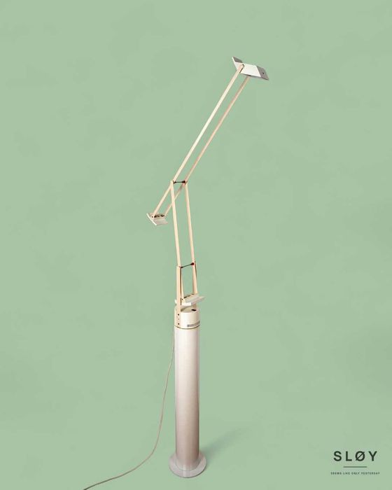 Lampa podłogowa vintage Artemide Tizio Terra, proj. Richard Sapper