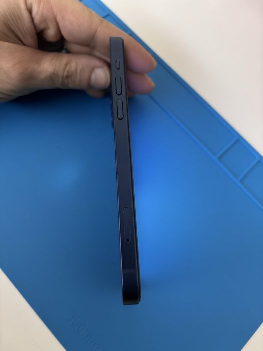 iPhone 12 128GB Azul - ideal para reparar