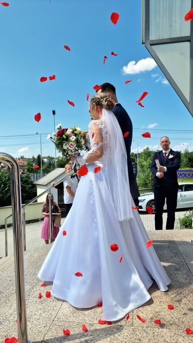 Przepiękna  Suknia Ślubna * Princess * Księżniczka * Zobacz  Foto! * M