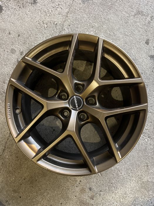 Borbet Felga Y 8x18 ET40 5x114,3 bronce Y