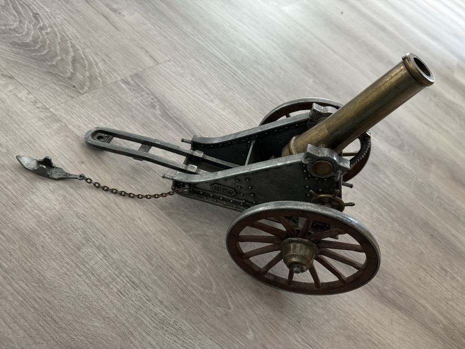 Peça em miniatura