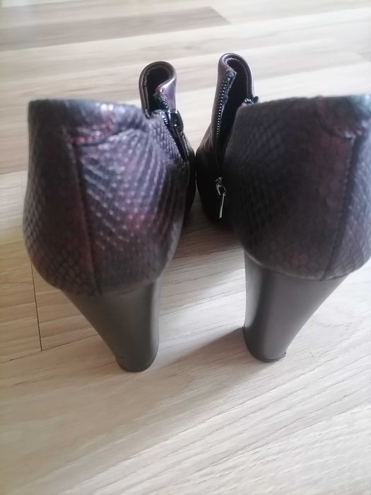 Skórzane botki Lasocki