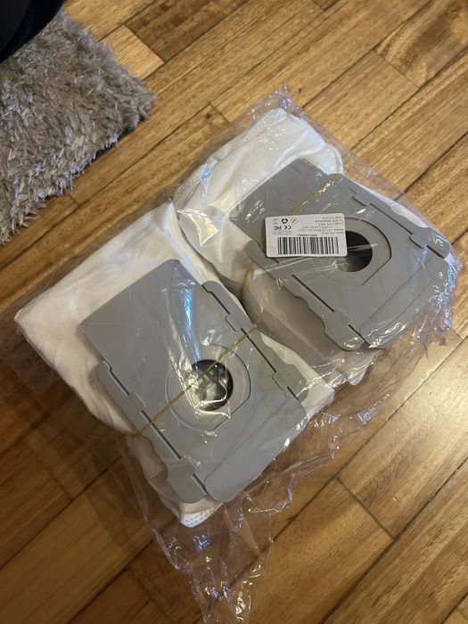Aspirador Robot iRobot i8+ com clean base