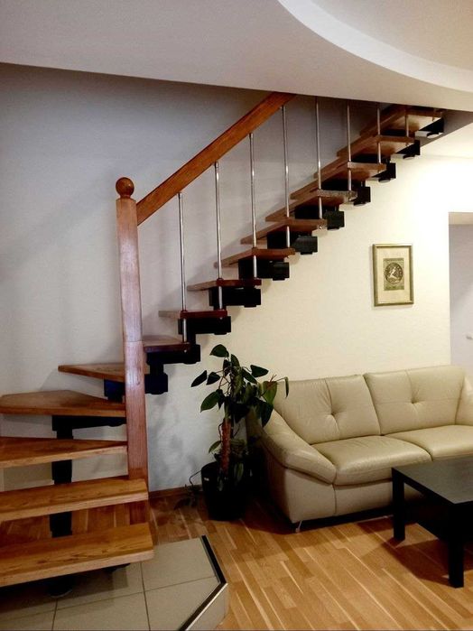 Ярославів Вал 21-Г  Центр Золоті Ворота Простора (229 кв м)