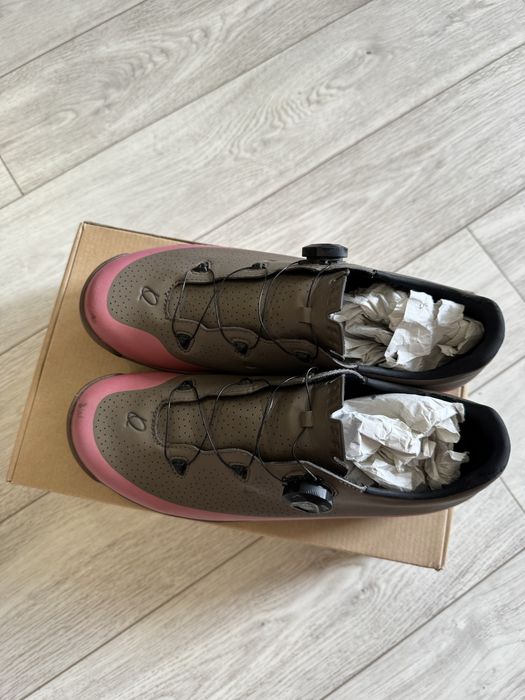 Quoc shoes гравійні велотуфлі , веловзуття