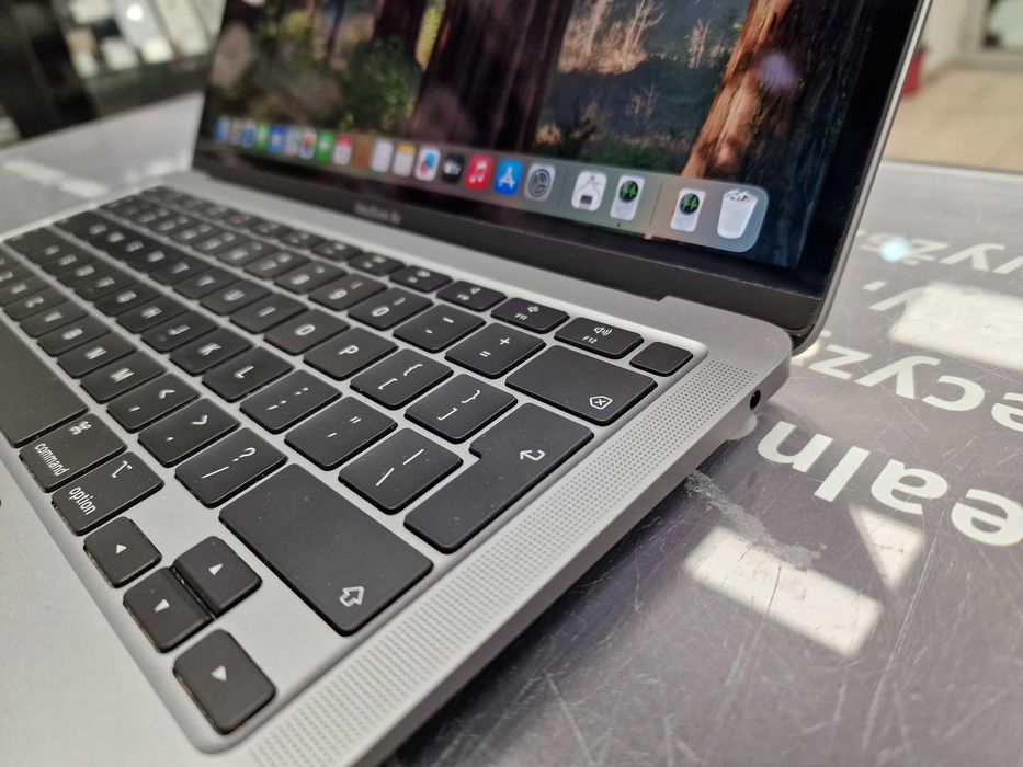 Macbook Air 13 2020 M1/ 8GB/ 256GB/ 158 cykli/ Space Gray/ Grad C
