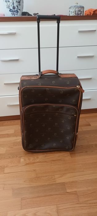 VENDO. Mala em pele de Pierre Cardin