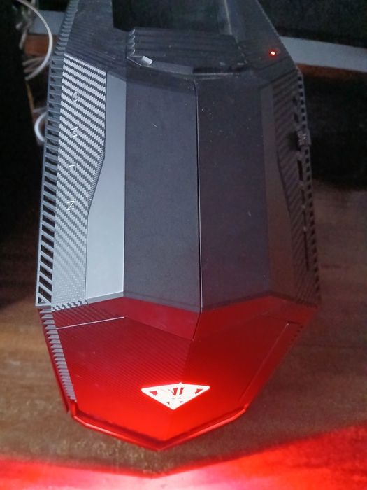 OMEN HP desktop PC