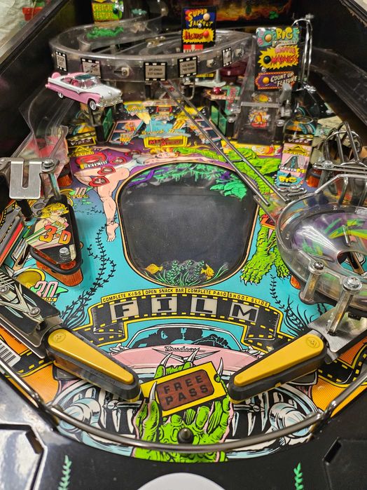 FLIPPER PINBALL CREATURE from Black Lagun Bally Williams