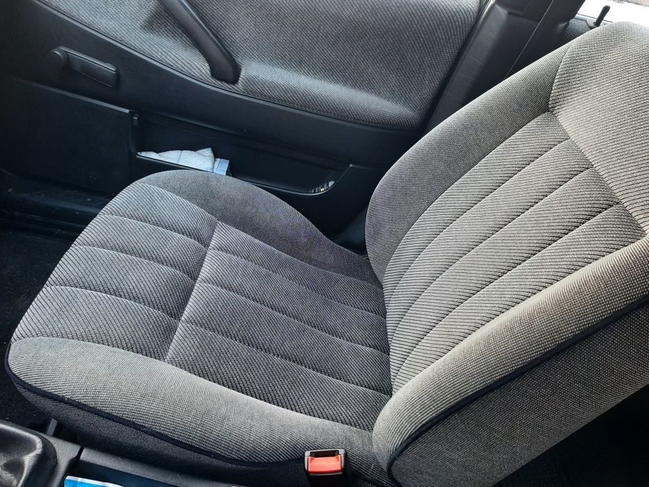 Volkswagen Passat b3 1989r/ 1.8 GL b+g