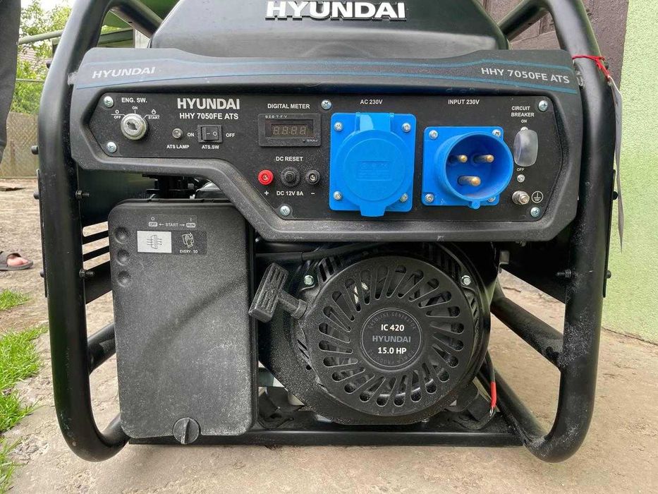 Генератор бензиновий Hyundai HHY 7050FE ATS