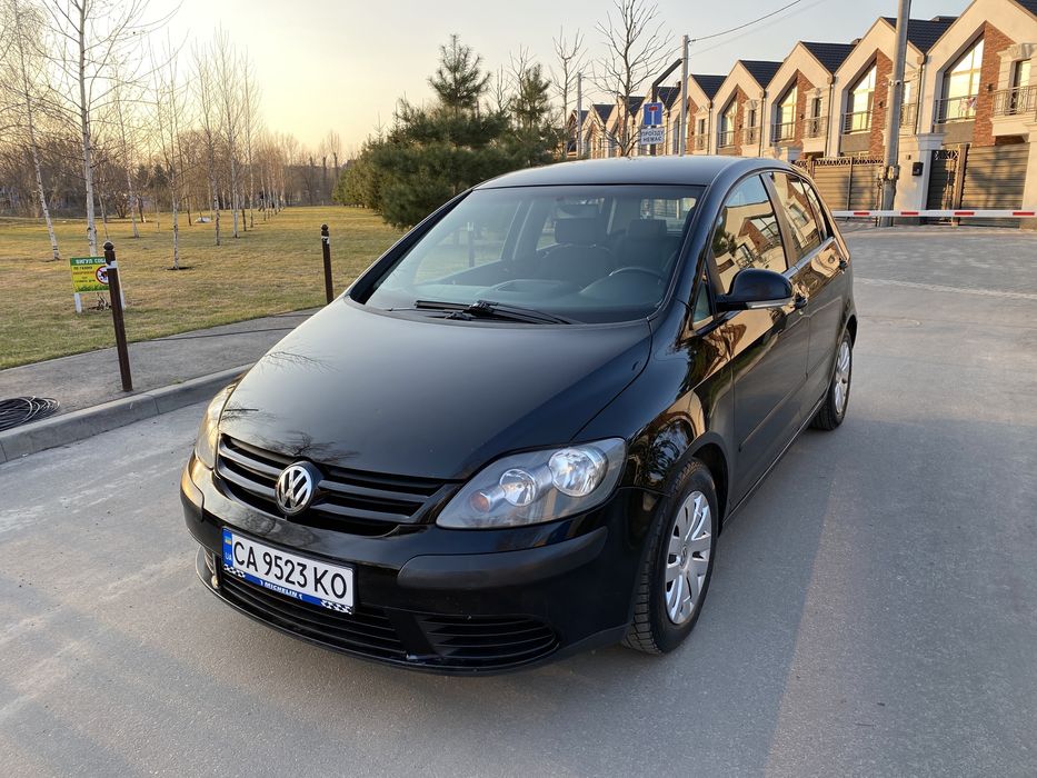 Volkswagen Golf Plus 2005 1.4 Мпі Бензин