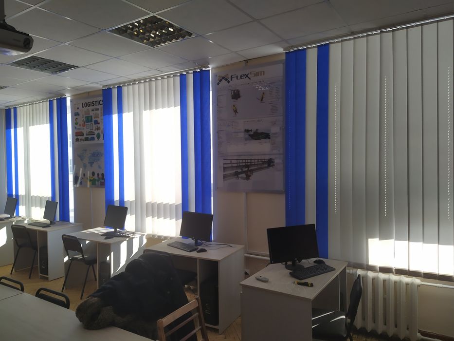 регулювання та ремонт  металопластикових вікон ,сітки, тканеві ролетки