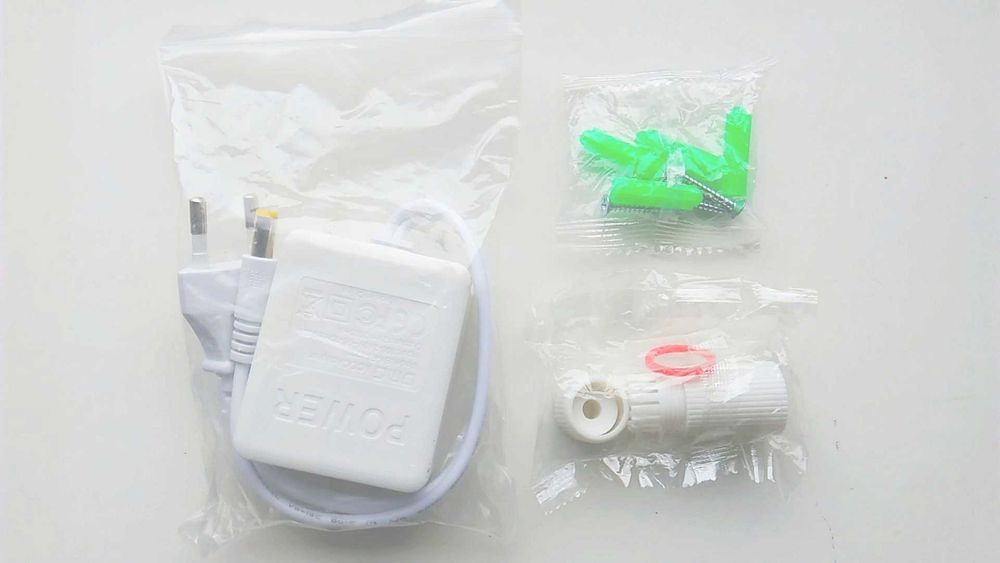 Наружная поворотная WIFI IP-камера наблюдения 8МП XMEYE+SD-карта 64Гб