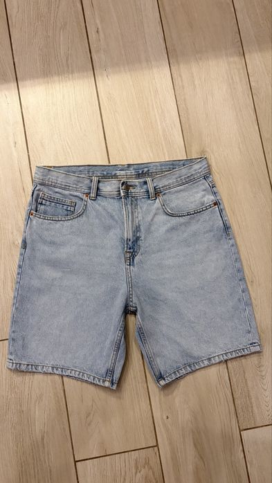 Szorty  jeansowe  Zara 42