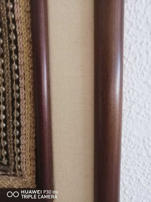 Quadro tailandês bordado. Muito bonito