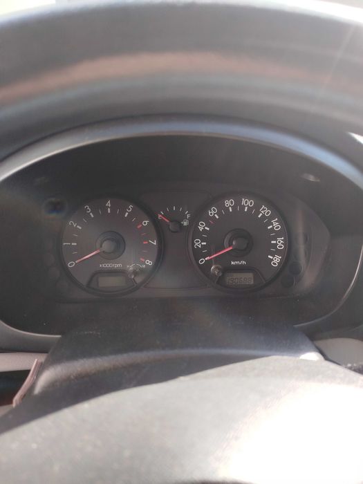 Kia Picanto Versão EX 1.0 - Ar condicionado, jantes especiais, kit distribuição efetuado.
