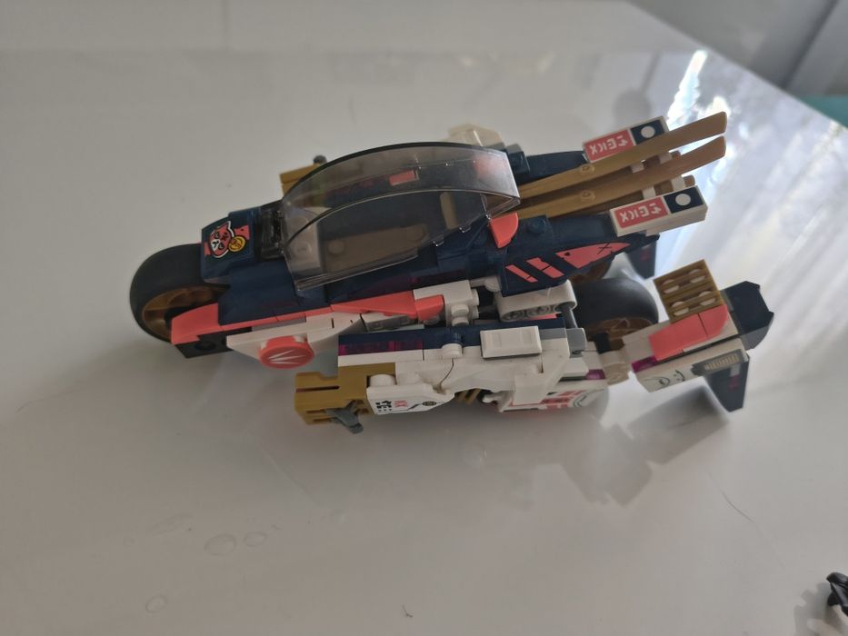 LEGO mech sory motocykl