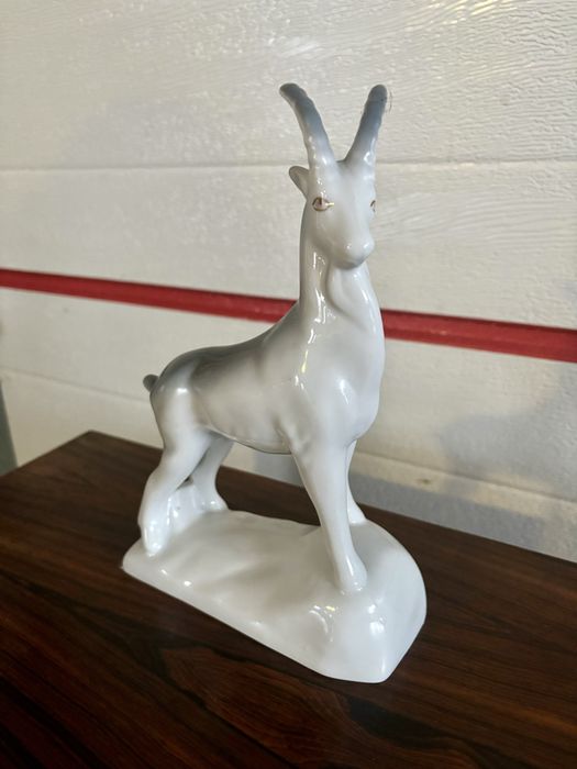 Figurka kozica ZHK Połonne porcelanowa lata 70