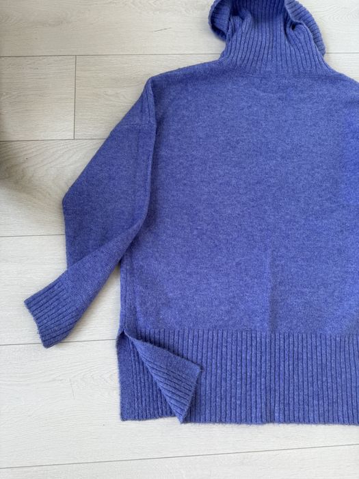 Fioletowy golf sweter z perelkami Mohito r.S