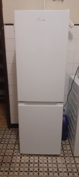 Frigorífico usado mas em bom estado